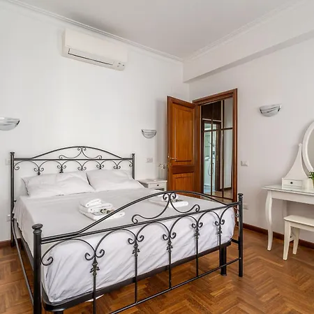 Iflat Vatican Spacious Apartment With Terrace Rom Exterior foto